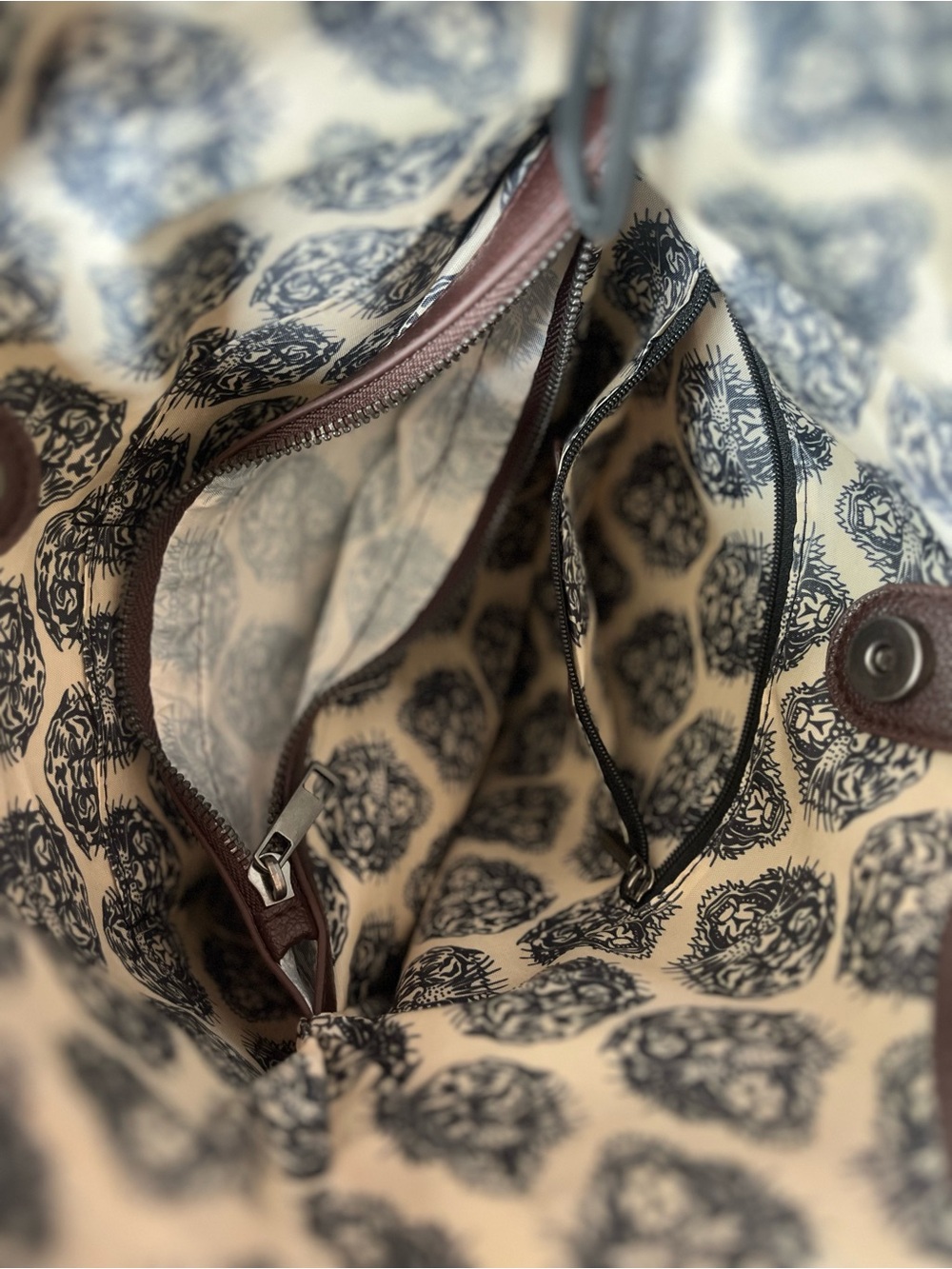 Ed Hardy Beyoncé Cross Tote NWT - Picture 6 of 8